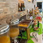 Bed and Breakfast Castello Dei Templari Λούκα