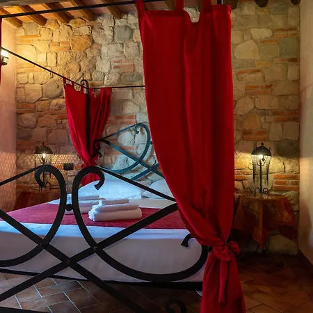 Castello Dei Templari Bed & Breakfast Lucca