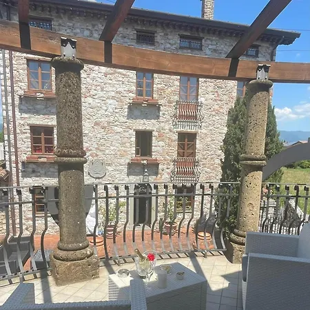 Castello Dei Templari Alojamento de Acomodação e Pequeno-almoço Lucca