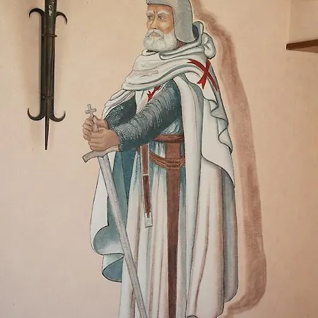 ベッド・アンド・ブレックファスト Castello Dei Templari