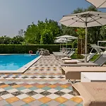 Corte Dei Templari Bed & Breakfast 4*