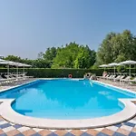 Corte Dei Templari Bed & Breakfast 4*